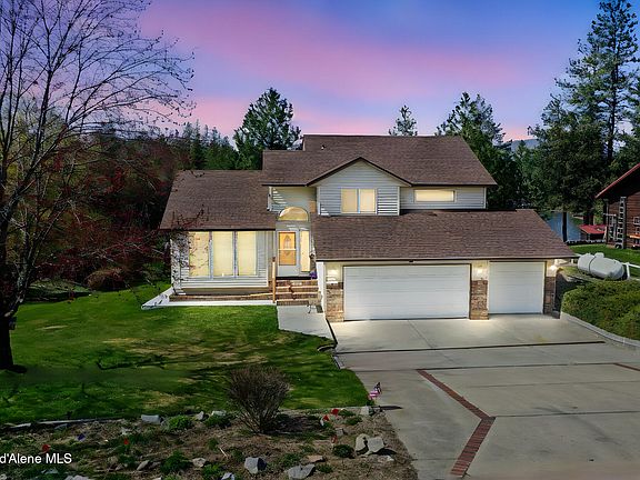 3rd image of 720 Stoneridge Rd