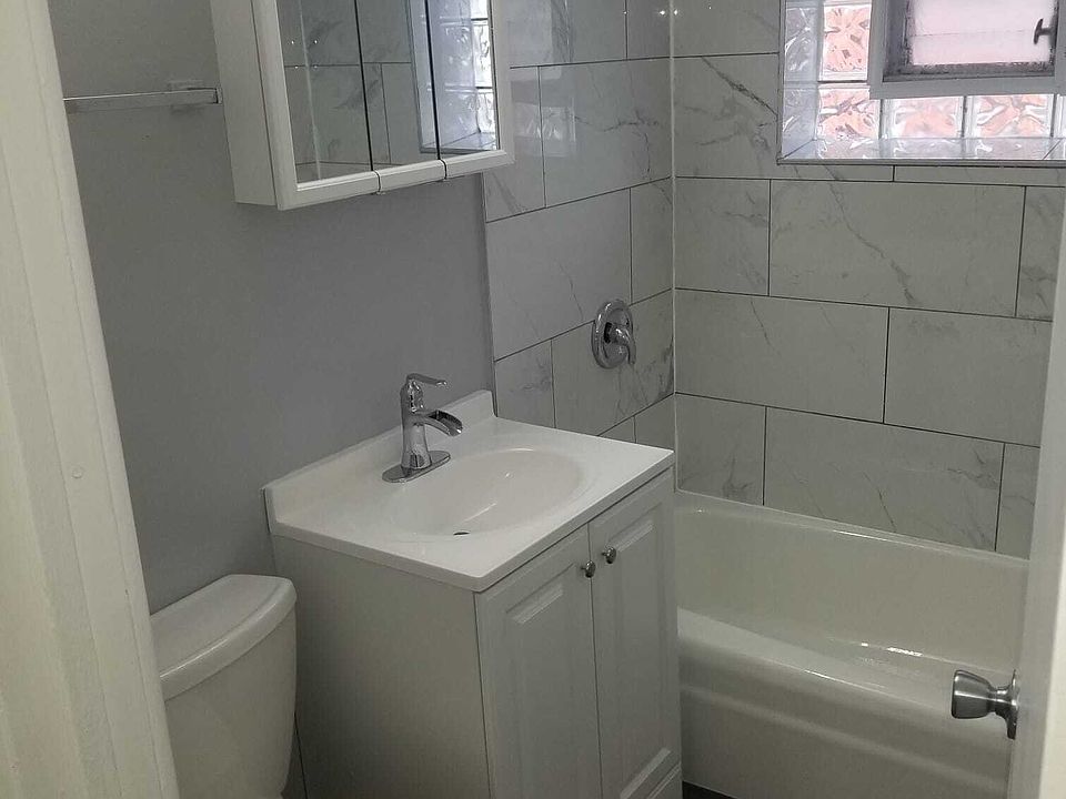 1st image of 10210 Ridgeland Ave #10797517