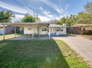 1709 Hillside Dr, River Oaks, TX 76114