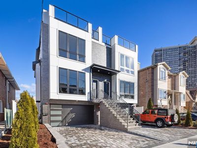 227 Wayne Ave #227A, Cliffside Park, NJ, 07010