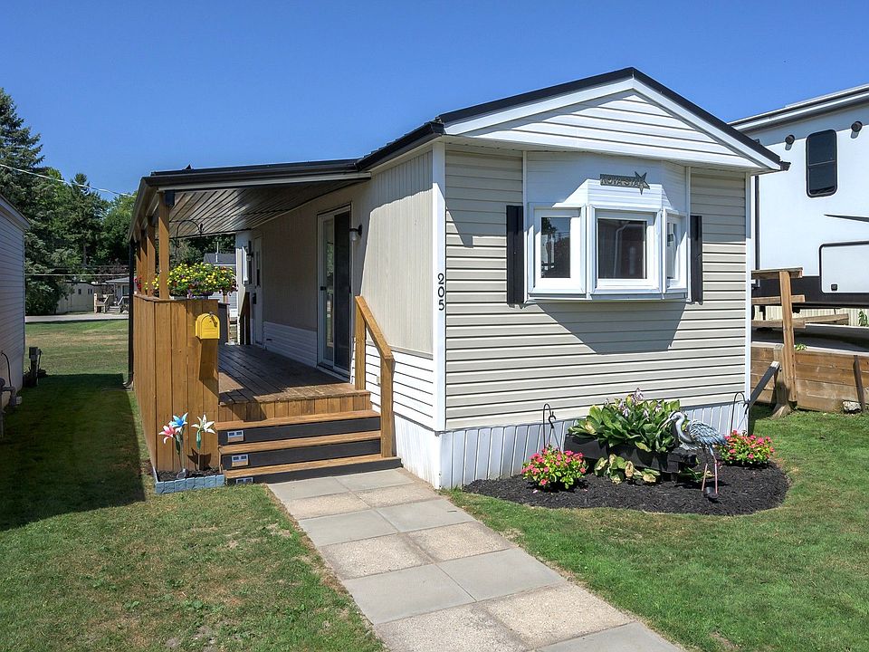1st image of 198 Springbank Dr #205