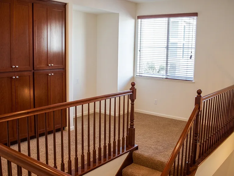 437 Carema Ct — Photo 12