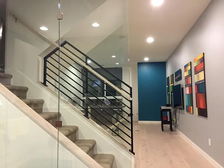 2nd floor living area
