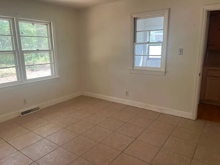 3429 S Alston Ave — Photo 12