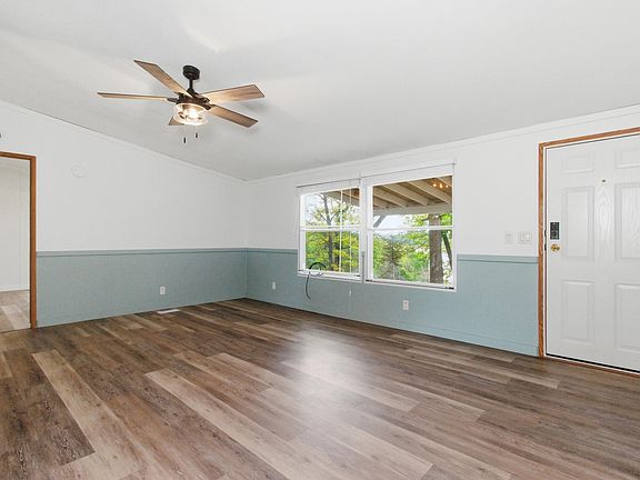 5th image of 173 Lily Ln