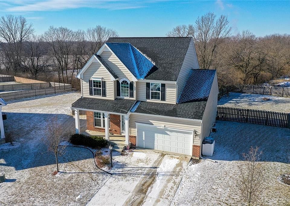 1st image of 564 Recess Dr