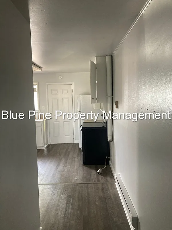 Building Photo - 3354 E Iona Rd #5