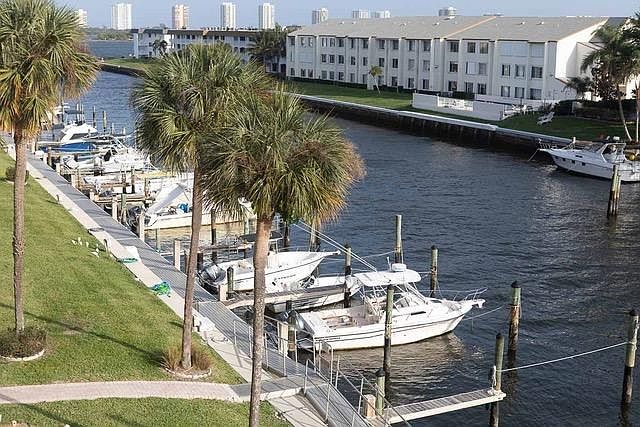 1st image of 108 Paradise Harbour Blvd APT 409