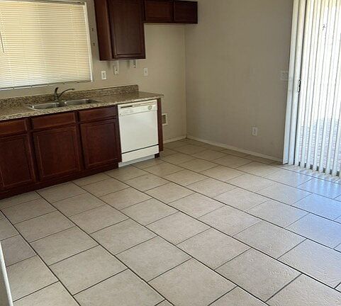 4th image of 24115 N Desert Dr