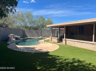 9790 E Hollow Pl, Tucson, AZ 85748