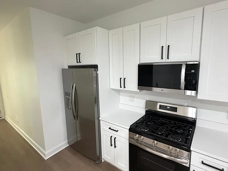 4409 N Drake Ave #1 — Photo 2