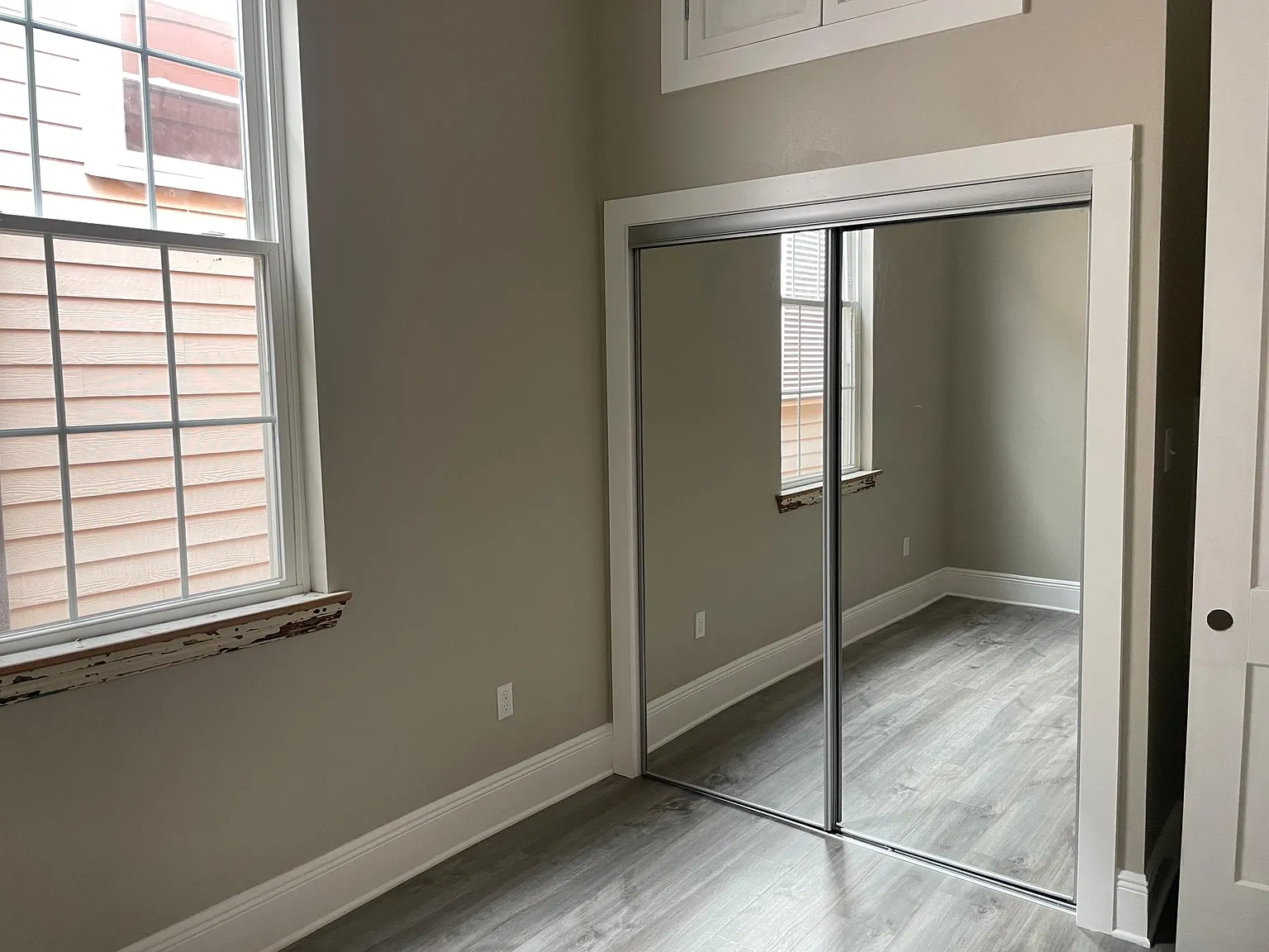 3 bed, 1500 sqft, $2,100 — Photo 4