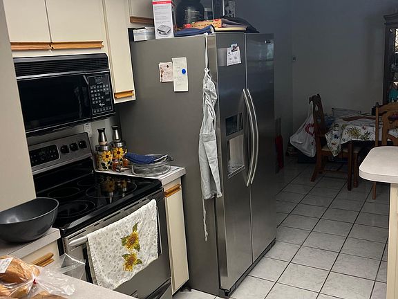 5th image of 2209 Stacy Ct