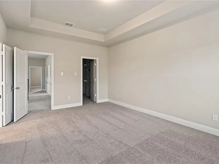 2900 Galveston St — Photo 11