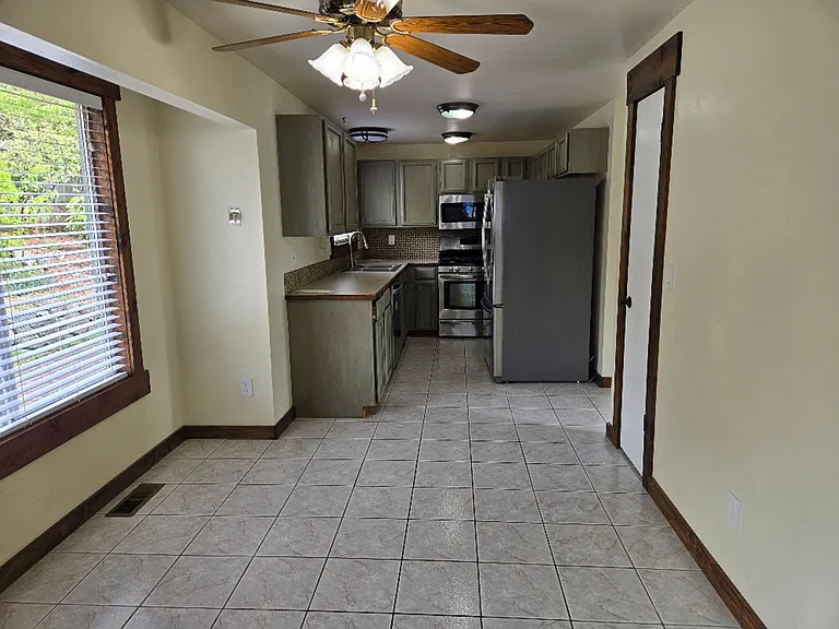 13502 Eldridge Pl NW — Photo 5