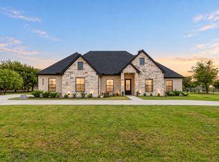 8008 Ben Day Murrin Rd N, Fort Worth, TX 76126