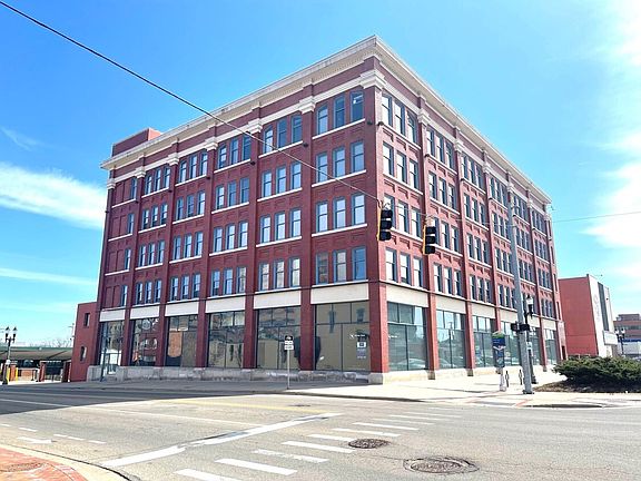 2nd image of 401 S Washington Sq #310