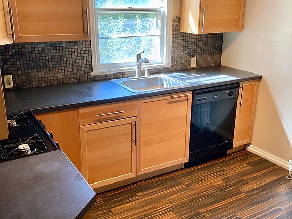 4th image of 3510 Aldrich Ave S