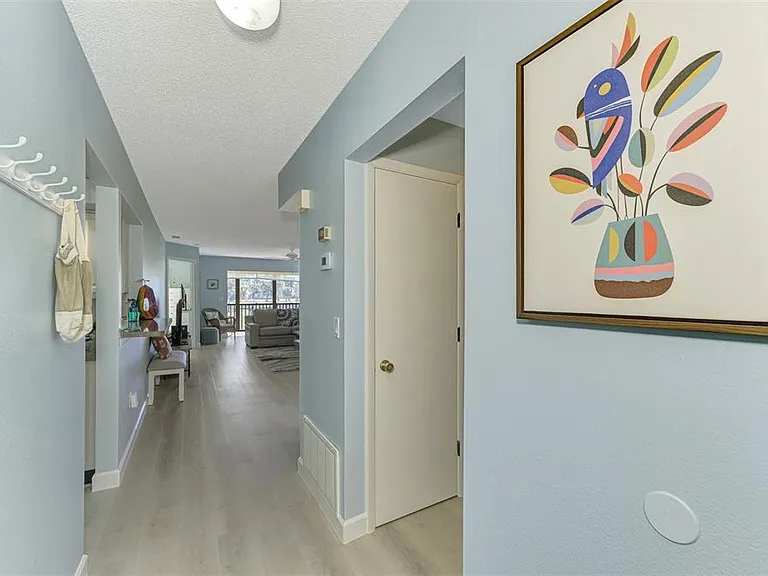 5761 Avista Dr #5761 — Photo 8