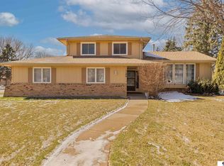 1106 Eldorado Dr, Omaha, NE 68154