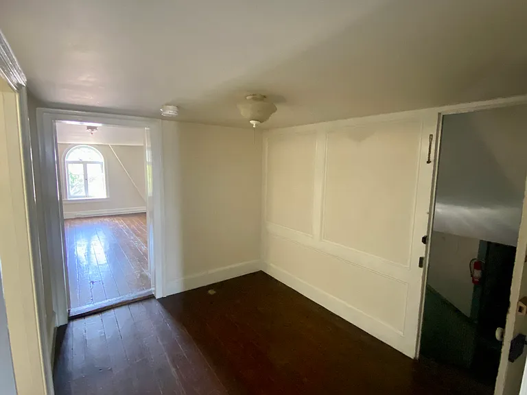 100 W Main St #5 — Photo 11