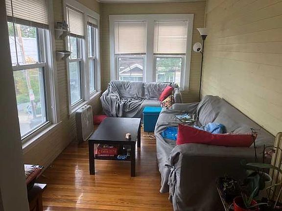 2nd image of 48 Winthrop St #U2