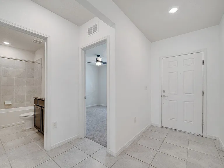 309 Citrus Isle Loop — Photo 8