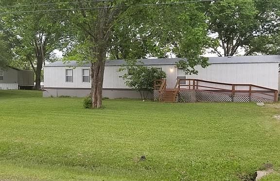 3rd image of 10403 Fairview Dr #A