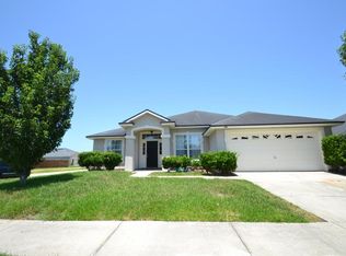 9327 Prosperity Lake Dr, Jacksonville, FL 32244