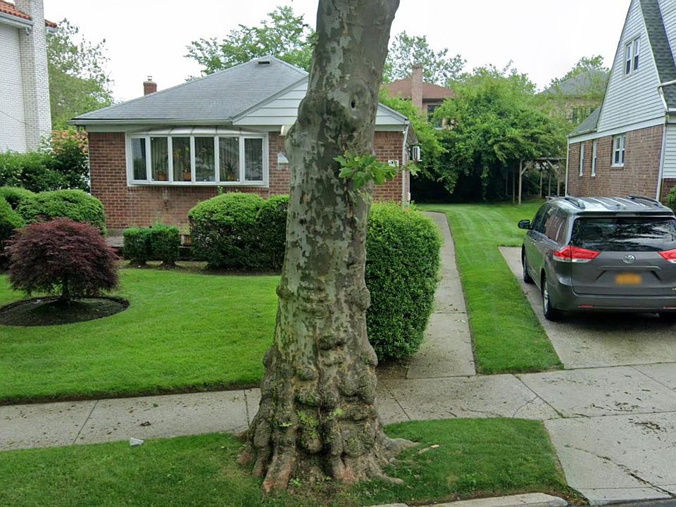 1st image of 5611 228th St