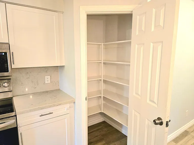 101 N 7th St #102 — Photo 9