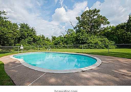 3rd image of 4407 Carter Creek Pkwy APT 2