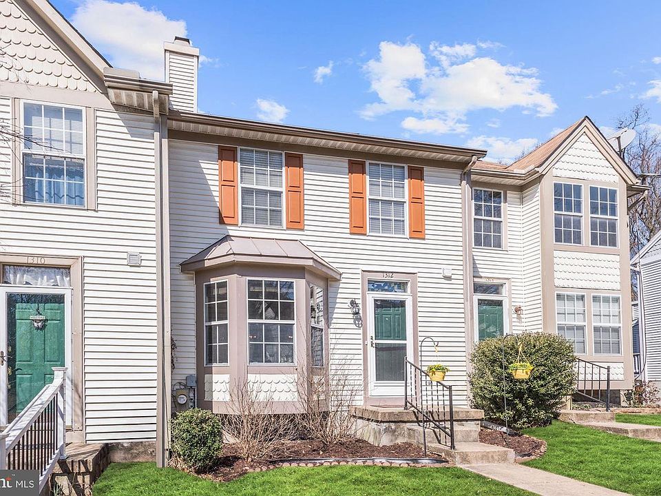 1st image of 1312 Bennett Pl