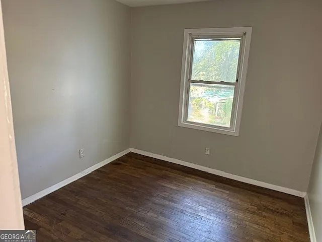 540 Roosevelt St — Photo 11