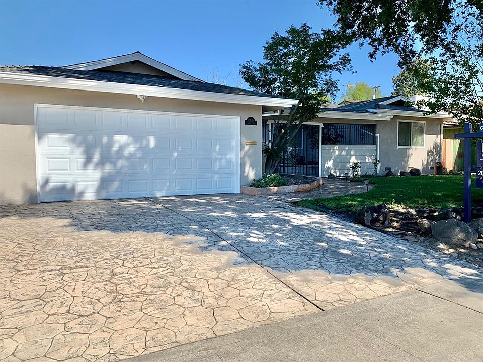 1st image of 8106 N Arroyo Way