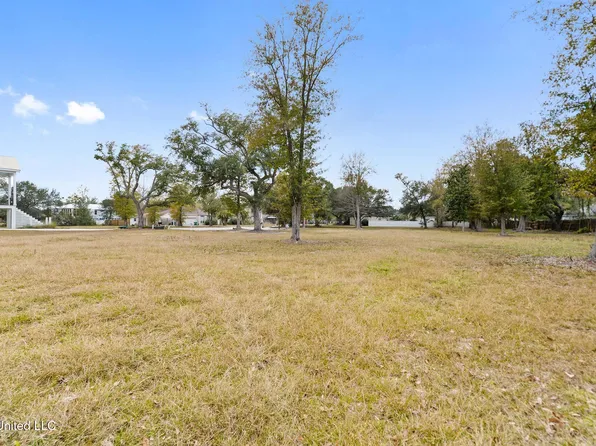 Oaks Blvd Lot 3, Bay Saint Louis, MS 39520