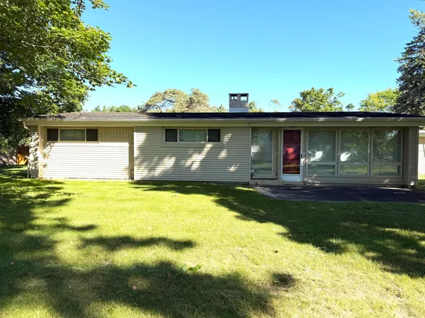 138 Gilchrist Ave, Alpena, MI 49707