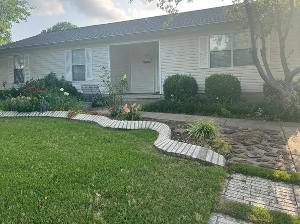 1423 Hamilton St, Conway, AR 72032