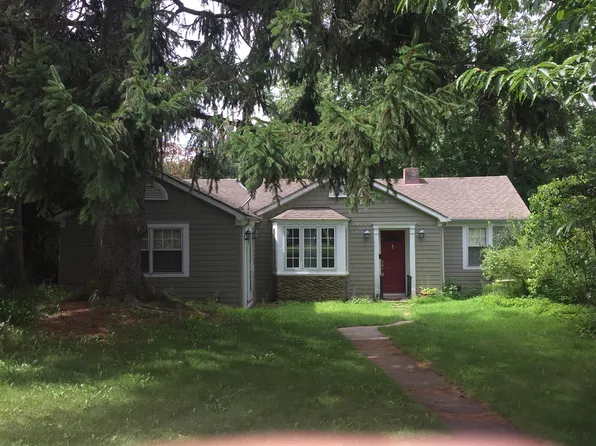 646 Oakmont Ave, Erie, PA 16505