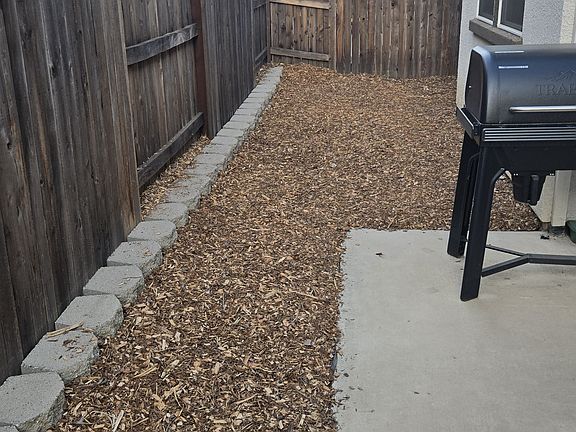 5th image of 4244 Emerald Gate Ln