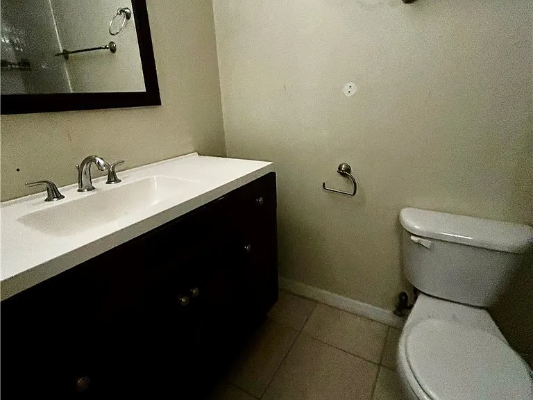 2929 Winkler Ave #1015 — Photo 6