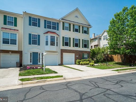 2nd image of 2542 James Maury Dr
