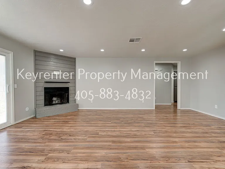 429 Belmont Dr — Photo 8