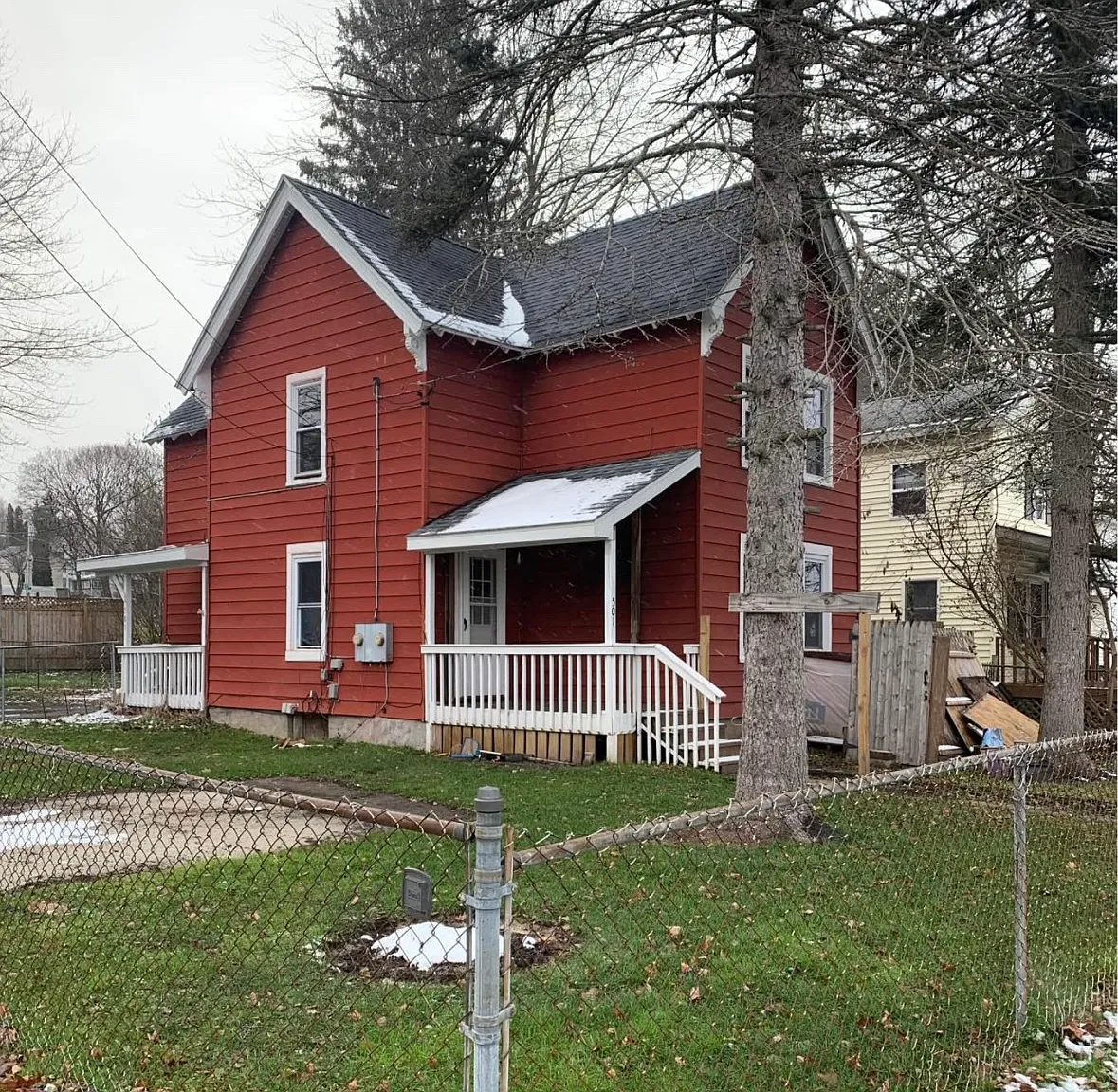 3 bed, 1.5 bath, $1,695 — Photo 1