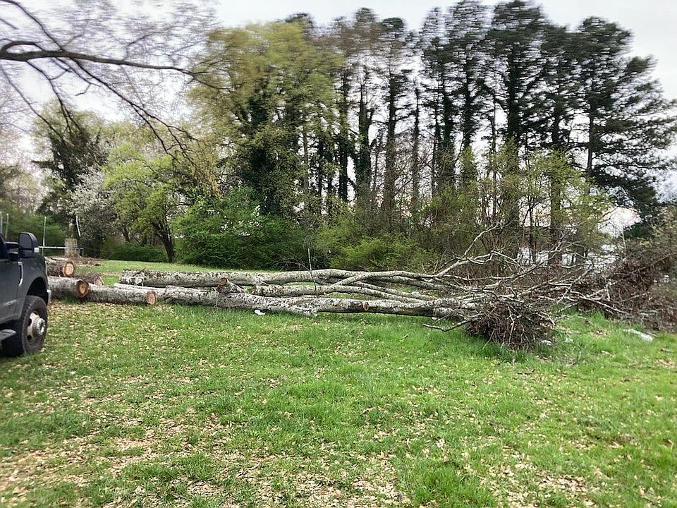 2nd image of 6026 E Brainerd Rd