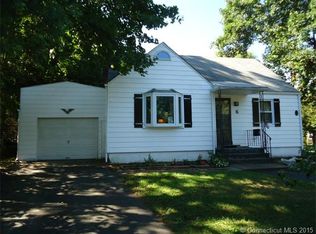 6 Park Ln, Wallingford, CT 06492