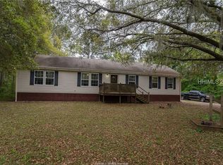 292 Ball Park Rd, Saint Helena Island, SC 29920