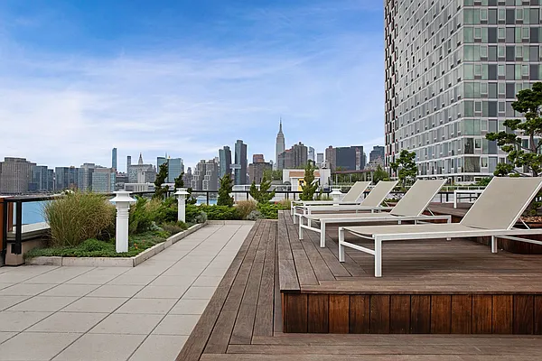 Sold by Compass | media 5