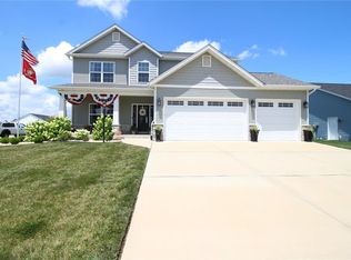 7101 Richmond Dr, Glen Carbon, IL 62034