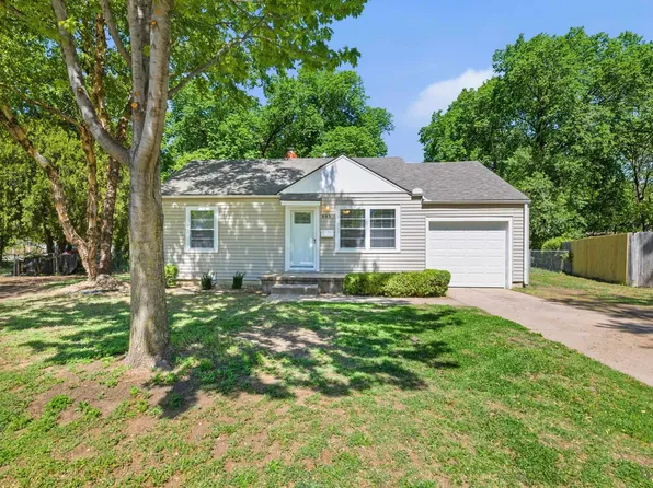 803 S Bleckley Dr, Wichita, KS 67218